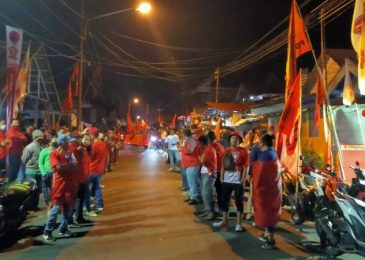 Sambut Caroll Wenny, Masyarakat Spontan Penuhi Jalan, CS-WL Meminta Maaf Kepada Pengguna Jalan