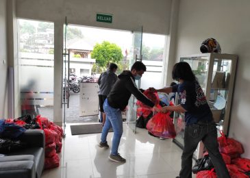 27 Club Motor di Bawah ‘Panji’ Bold Riders Manado Berikan Bantuan Untuk Korban Bencana