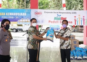 Terima Bantuan Kemanusiaan Dari 5 Perusahaan, Joune Ganda Ingatkan Bantuan Harus Tepat Sasaran