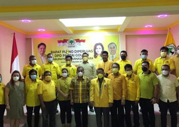 Pimpin Rapat Pleno Diperluas DPD II Golkar Minut, JWS Persiapkan Pengganti DeWo