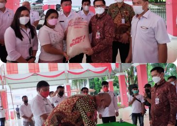 Peduli Masyarakat Miskin, Bupati Joune Ganda Serahkan Bantuan Cadangan Pangan dan Stunting