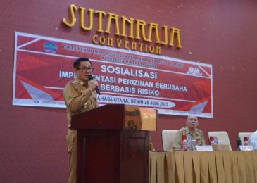 Bupati Joune Ganda Buka Sosialisasi Implementasi Perizinan Berusaha Berbasis Resiko